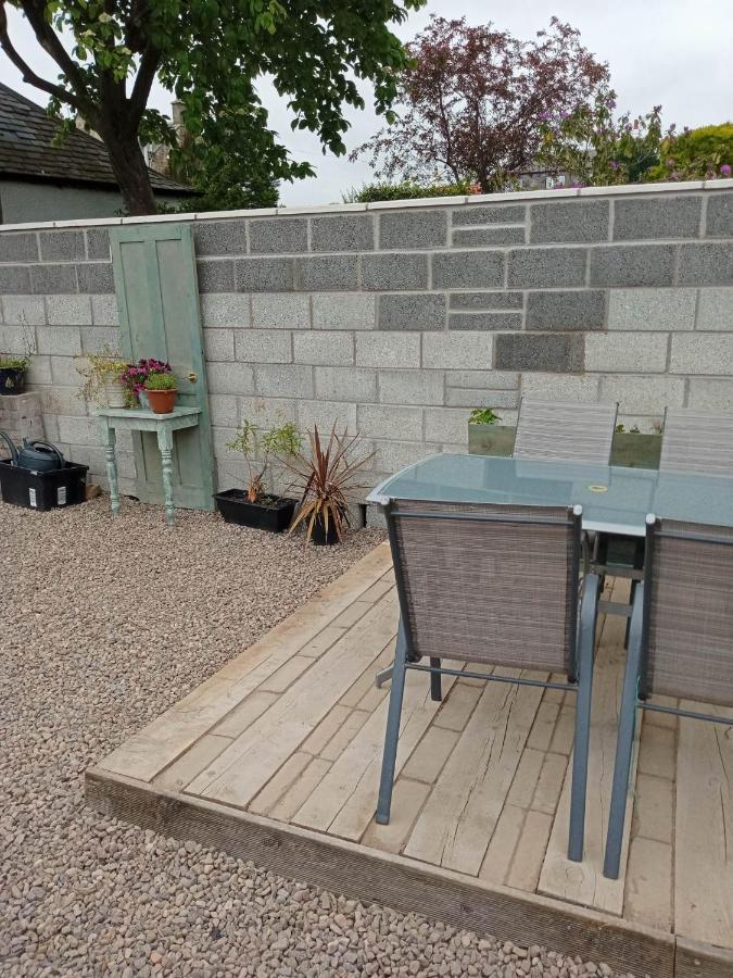2 Bedrooms Sleeps 4 Free Wifi Parking Outdoor Area Lundin Links Exterior photo